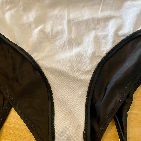 Zaful One-Piece Swimsuit, Size US 6 Flamingo Black & Pink Pattern, Low-Back. - Picture 4 of 5